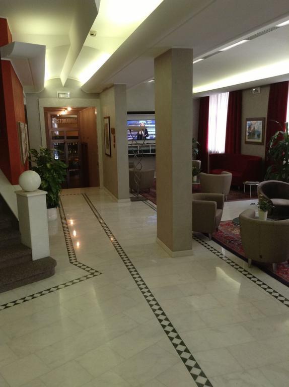 Palace Hotel Moderno Pordenone Exterior foto