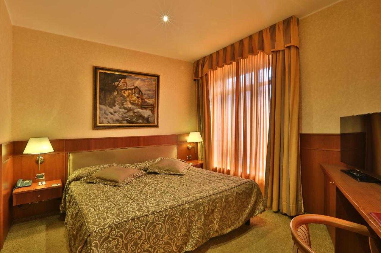 Palace Hotel Moderno Pordenone Exterior foto